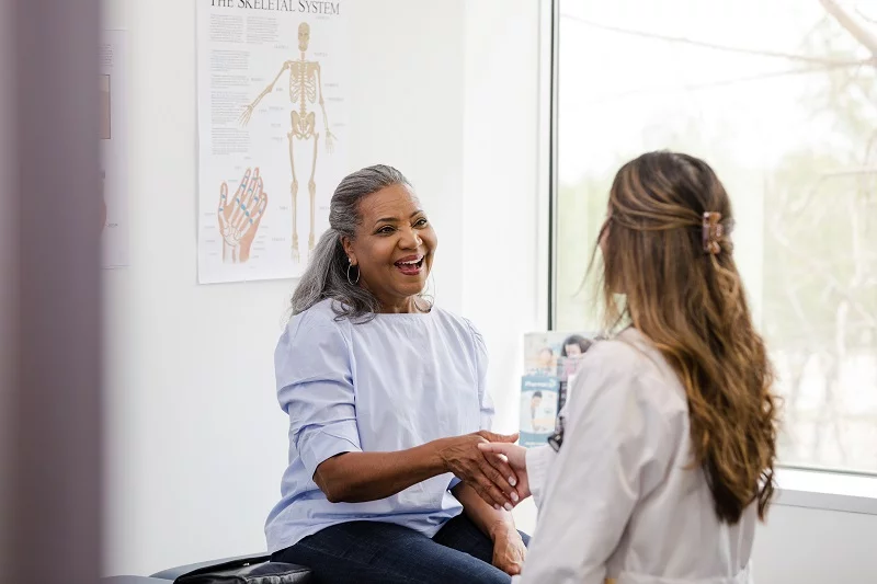 Los chequeos de salud regulares ayudan a detectar y prevenir enfermedades graves